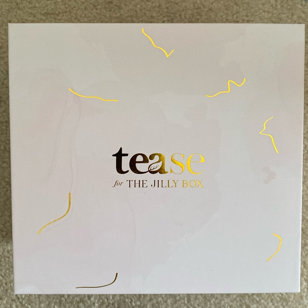 Brand New- Tease Wellness Smart Heated Mug Kit 2.0 in Strawberry Smoothie Pink